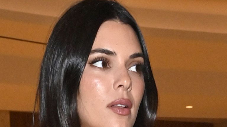 Kendall Jenner célibataire : Un rapprochement inattendu avec Kylian Mbappé ? Les détails croustillants !