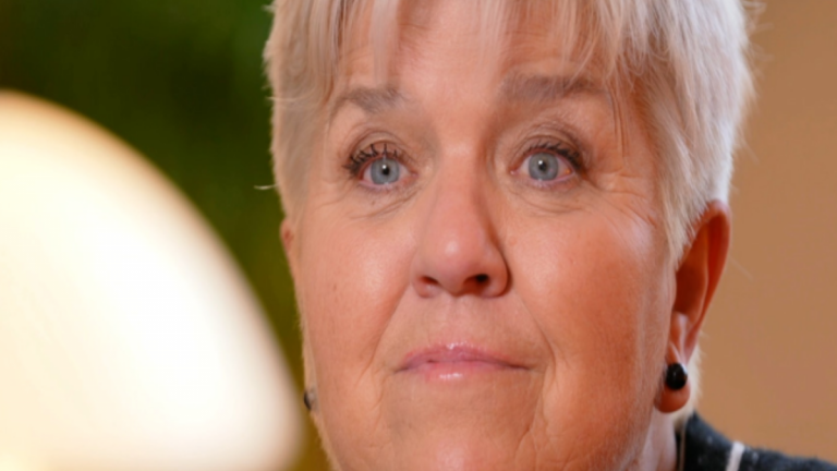 Mimie Mathy Absente des Enfoirés 2024 : Une Tristesse Partagée par ses Camarades
