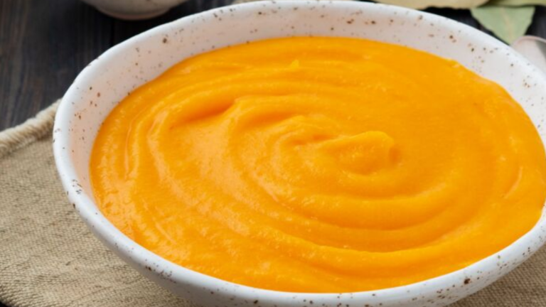 Purée de Carottes Sans Pommes de Terre : Une Recette Fondante et Pleine de Saveurs