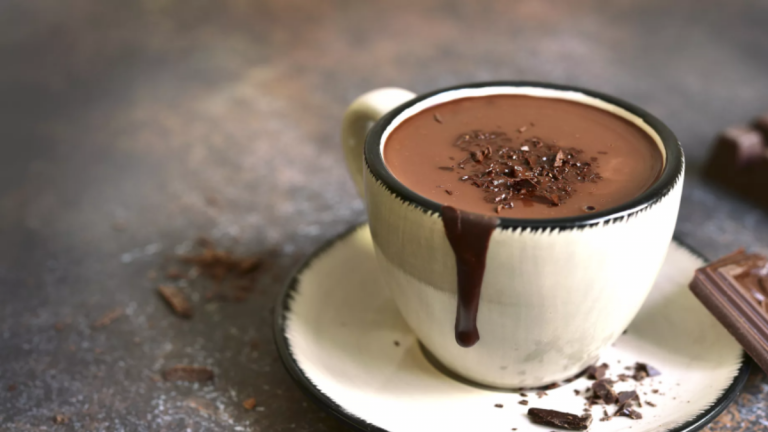 Révolutionnez Votre Chocolat Chaud avec l’Ingrédient Secret de François-Régis Gaudry