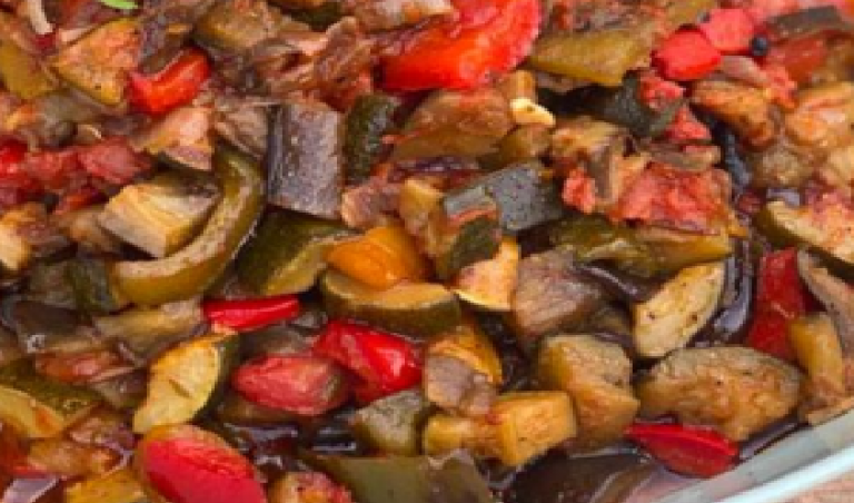 Ratatouille Traditionnelle : Un Plat Méditerranéen Incontournable.