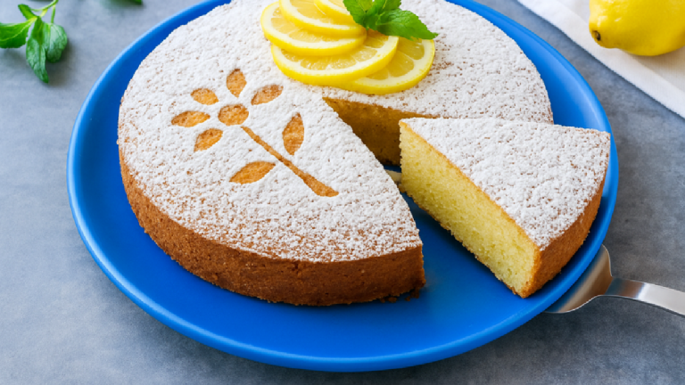 Le secret de Cyril Lignac pour un gâteau au citron ultra moelleux enfin révélé !